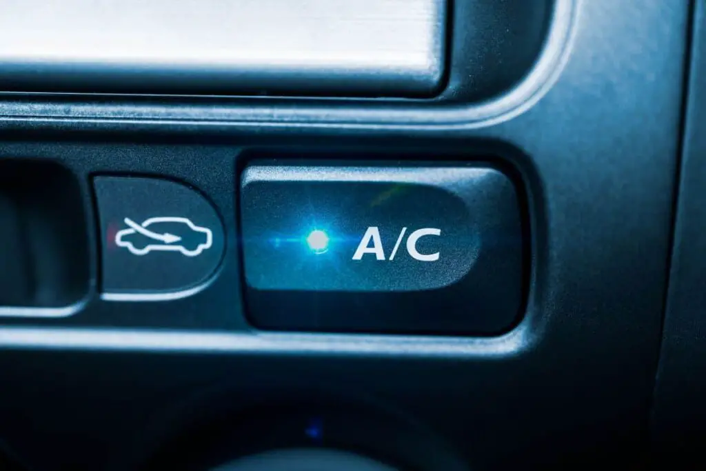 Car air conditioning system