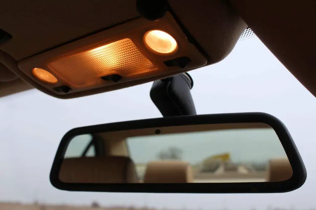 Car won't start lights come on clicking sound